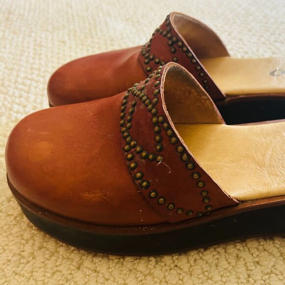 Calleen Cordero Leather Clogs with Stud Detail size 11 - Picture 2 of 4